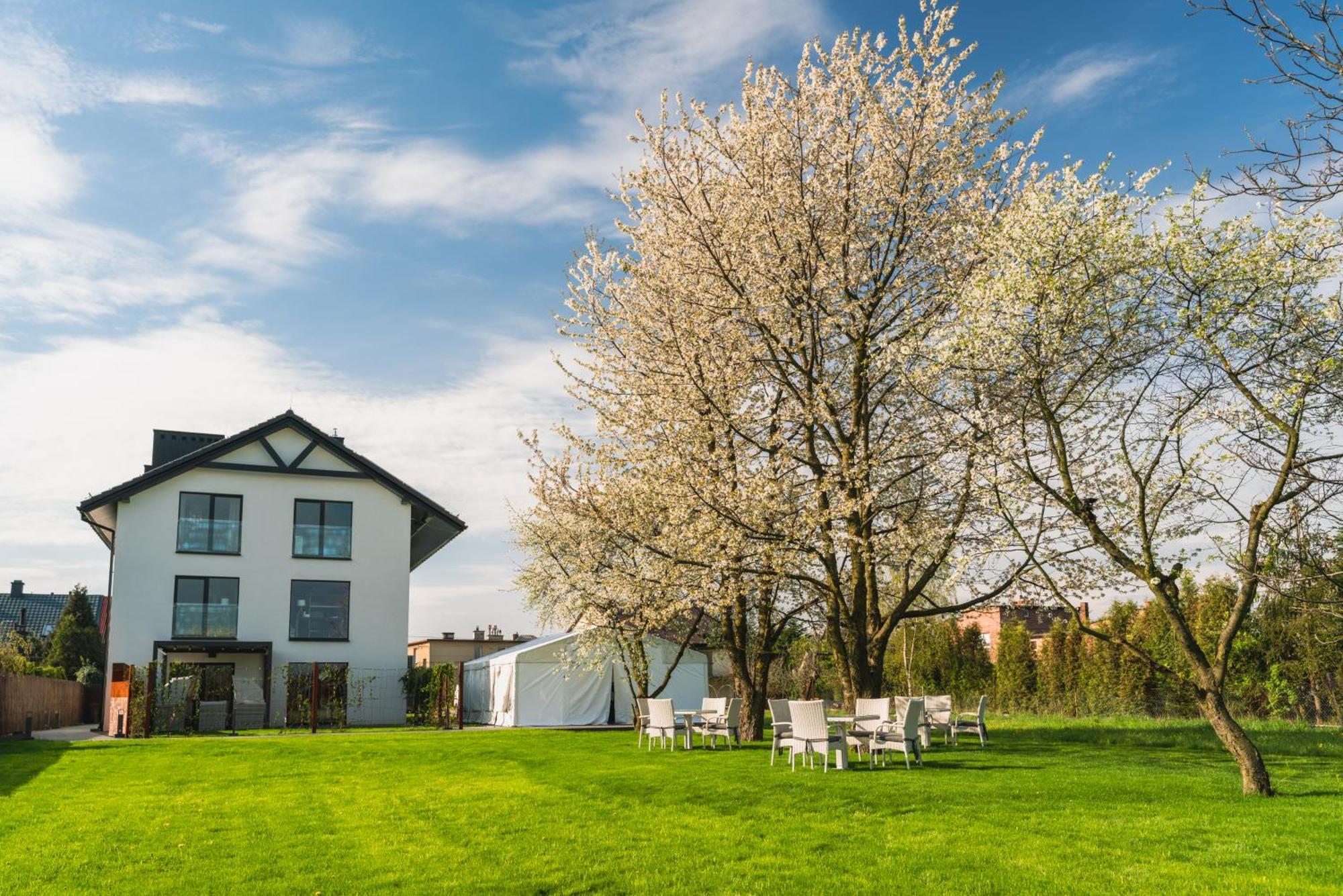 H&G Boutique Apartments Auschwitz Buitenkant foto