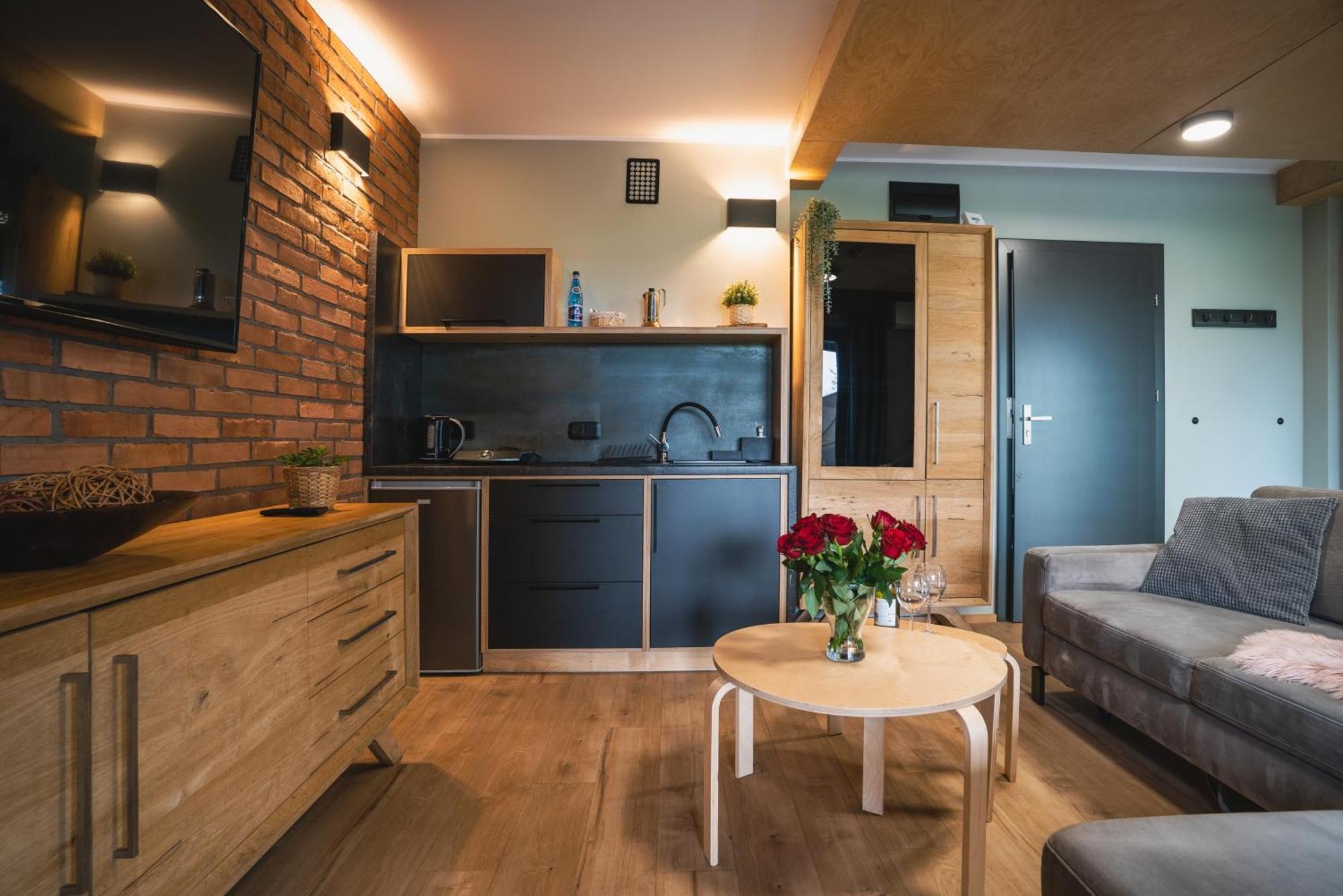 H&G Boutique Apartments Auschwitz Buitenkant foto